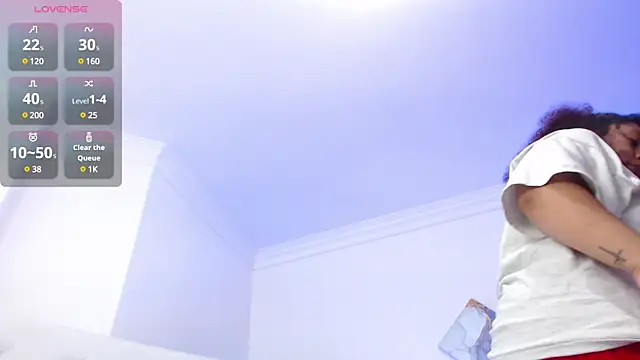 Snapshot of hanna_danger19 chatting on January 2025 01:38:01 PM hanna danger19 online show from January 2025 01:38:01 PM