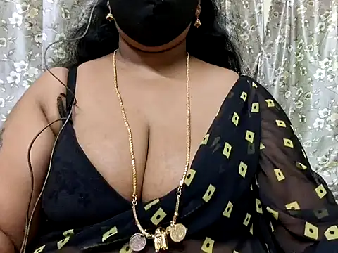 Snapshot of Pallavi-sri chatting on February 2025 04:28:02 AM Pallavi-sri online show from February 2025 04:28:02 AM