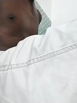 Krisdalil online show from November 2025 02:53:02 PM