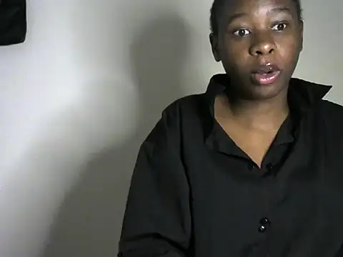 Novah  online show from November 2025 01:02:02 PM