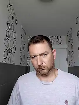 Snapshot of Au_plaisir_des_femmes chatting on July 2026 12:01:02 PM Au plaisir des femmes online show from July 2026 12:01:02 PM