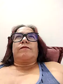 Snapshot of MARIANMILLS__ chatting on December 2024 02:27:02 AM MARIANMILLS online show from December 2024 02:27:02 AM