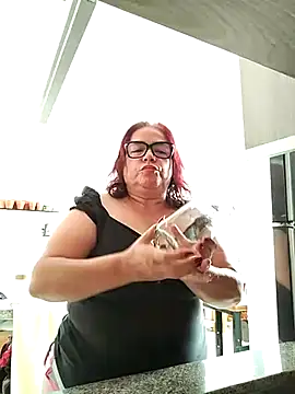 Snapshot of MARIANMILLS__ chatting on March 2025 01:01:01 PM MARIANMILLS online show from March 2025 01:01:01 PM