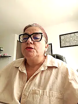 Snapshot of MARIANMILLS__ chatting on March 2025 04:26:01 PM MARIANMILLS online show from March 2025 04:26:01 PM