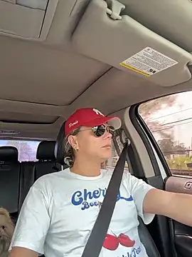 Georgiafox online show from March 2026 05:41:02 PM