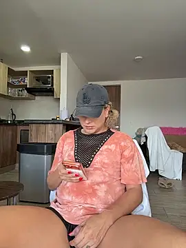 Georgiafox online show from March 2026 01:52:01 PM