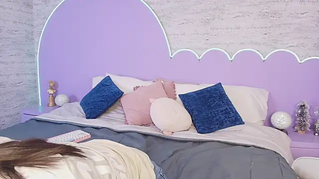 Giaa Ross online show from February 2026 07:52:02 PM