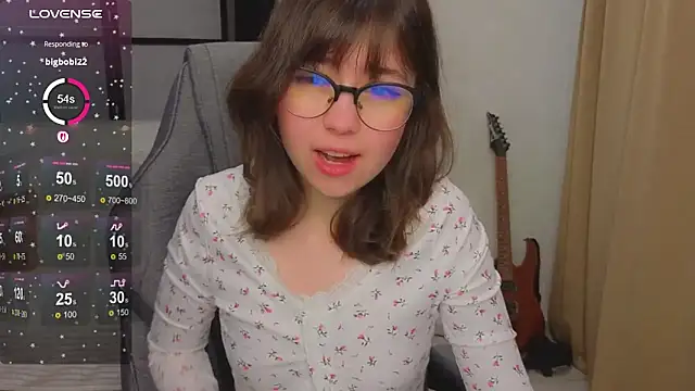 Lina Brownie online show from December 2025 03:15:01 AM