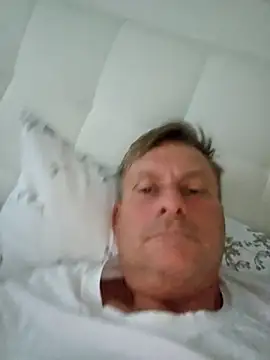 Snapshot of johnnym1 chatting on November 2025 07:08:02 AM johnnym1 online show from November 2025 07:08:02 AM