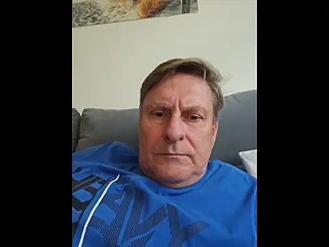 Snapshot of johnnym1 chatting on March 2026 04:22:02 PM johnnym1 online show from March 2026 04:22:02 PM