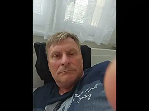 Snapshot of johnnym1 chatting on March 2026 01:04:01 PM johnnym1 online show from March 2026 01:04:01 PM