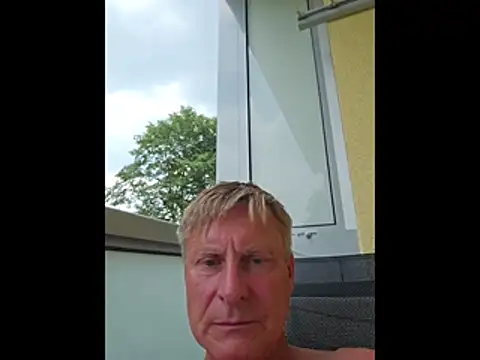 Snapshot of johnnym1 chatting on June 2026 01:44:02 PM johnnym1 online show from June 2026 01:44:02 PM
