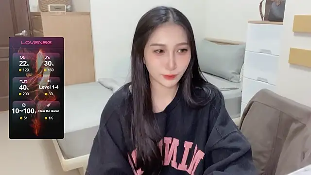 yu5888 online show from March 2025 10:00:02 AM