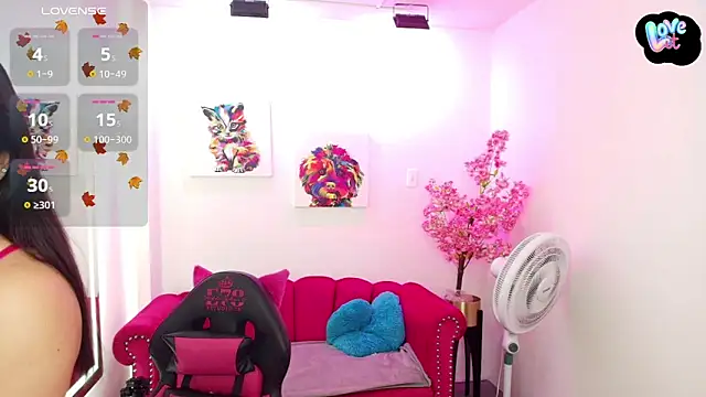 Miss dolly  online show from October 2025 12:28:01 PM