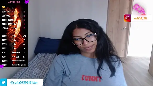 Snapshot of sofia_rosse4 chatting on February 2025 02:33:01 PM sofia rosse4 online show from February 2025 02:33:01 PM