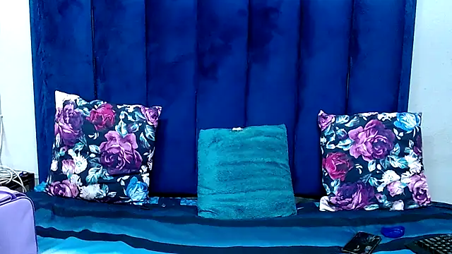 HotSmallTits online show from April 2026 06:58:02 PM