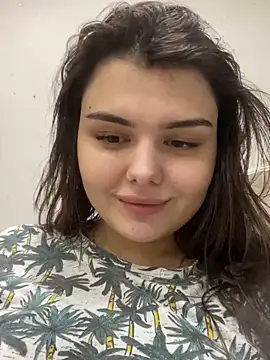 Snapshot of NikaMur chatting on January 2025 11:18:02 AM NikaMur online show from January 2025 11:18:02 AM