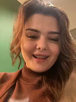 Snapshot of NikaMur chatting on January 2025 10:19:01 AM NikaMur online show from January 2025 10:19:01 AM