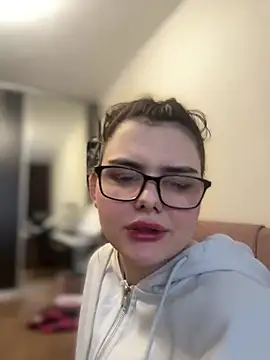 Snapshot of NikaMur chatting on February 2025 02:36:02 AM NikaMur online show from February 2025 02:36:02 AM