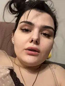 Snapshot of NikaMur chatting on February 2025 04:25:01 AM NikaMur online show from February 2025 04:25:01 AM