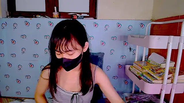   Saphia   online show from March 2025 12:37:02 AM