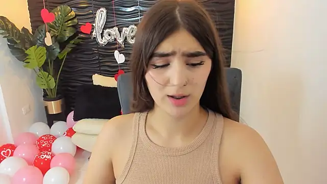 Snapshot of sofia_44 chatting on February 2025 08:45:01 PM sofia 44 online show from February 2025 08:45:01 PM