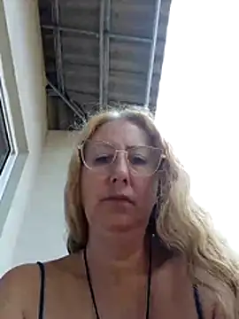 Snapshot of MILEIDE980 chatting on January 2026 01:13:02 PM MILEIDE980 online show from January 2026 01:13:02 PM