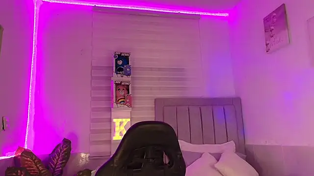 KimGeorgia  online show from October 2025 01:27:02 AM