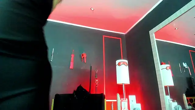 CharlotteScotte online show from December 2025 12:47:01 PM