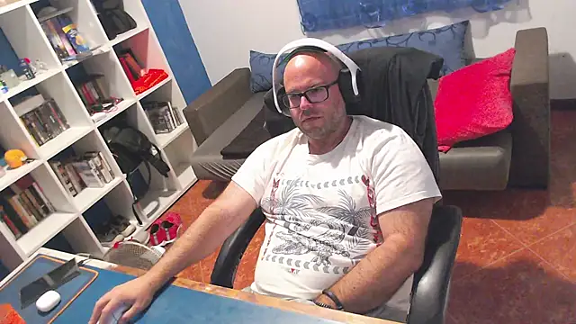 Snapshot of ravingr4d4 chatting on June 2026 10:58:02 PM ravingr4d4 online show from June 2026 10:58:02 PM