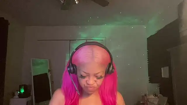 cocaNutt online show from January 2025 12:19:02 PM