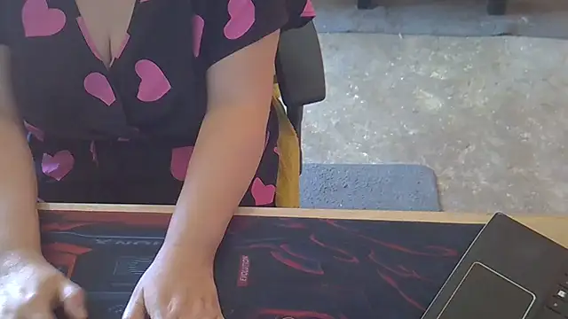 Silvia2277 online show from September 2025 09:10:02 AM