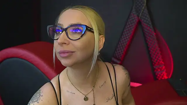 Snapshot of CelineConner chatting on February 2026 05:18:02 AM CelineConner online show from February 2026 05:18:02 AM