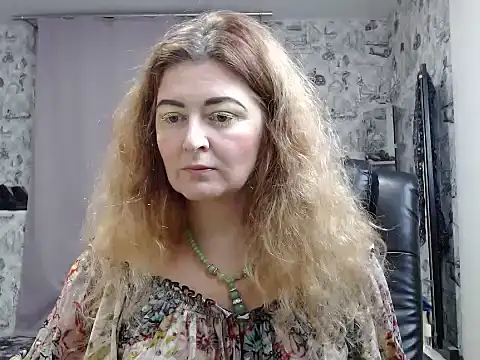 Snapshot of Helen1974 chatting on December 2024 08:51:02 PM Helen1974 online show from December 2024 08:51:02 PM