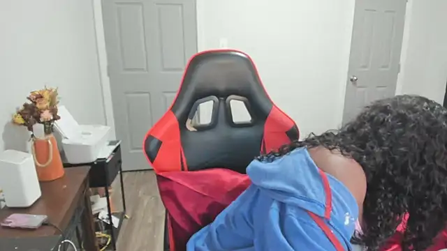 demi xoxo online show from December 2025 09:12:02 PM