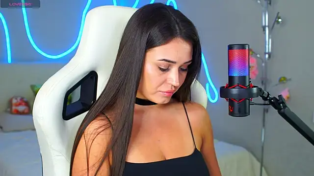 Snapshot of Adel_chocolate_ chatting on September 2025 07:53:01 AM Adel chocolate online show from September 2025 07:53:01 AM