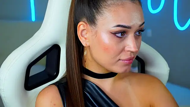 Snapshot of Adel_chocolate_ chatting on September 2025 06:48:02 AM Adel chocolate online show from September 2025 06:48:02 AM