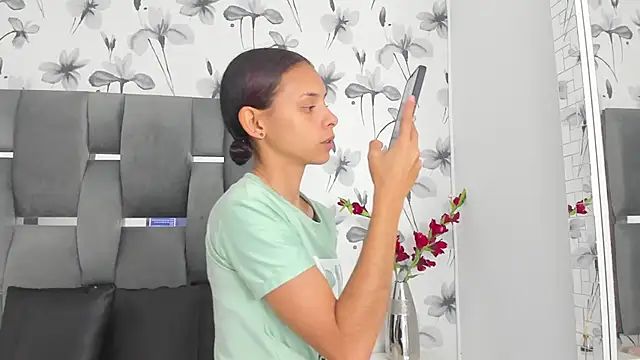 Ehotloveaxxx online show from October 2025 01:33:02 PM