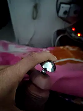 Eduardoxxx51 online show from November 2025 05:07:02 AM