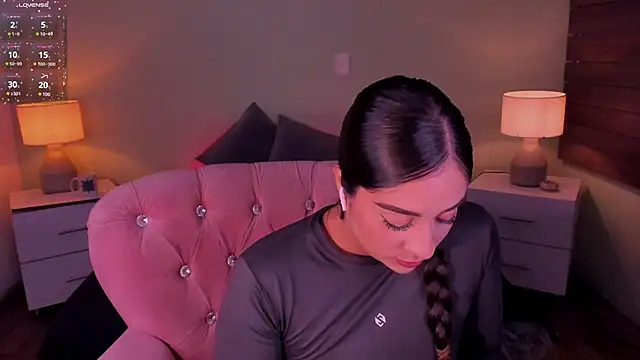 Snapshot of Sussy_Bell01 chatting on March 2025 08:09:01 PM Sussy Bell01 online show from March 2025 08:09:01 PM