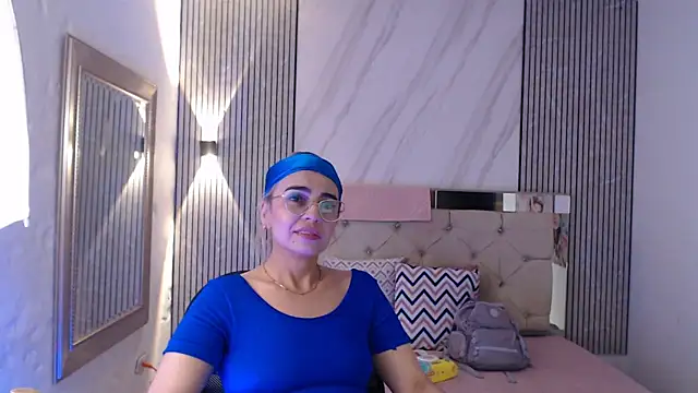 ashley  tylor online show from February 2026 01:18:02 AM