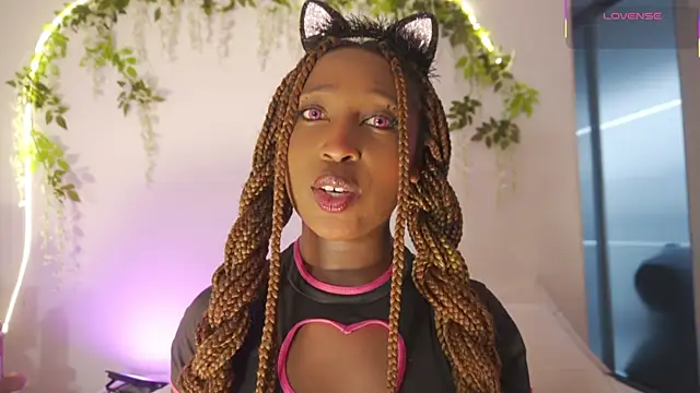 EmmaSanzz  online show from December 2025 11:38:02 AM