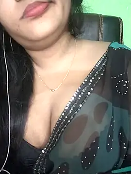Snapshot of Kotha_-Moni chatting on July 2026 04:25:02 PM Kotha -Moni online show from July 2026 04:25:02 PM