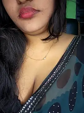 Snapshot of Kotha_-Moni chatting on July 2026 03:28:01 PM Kotha -Moni online show from July 2026 03:28:01 PM
