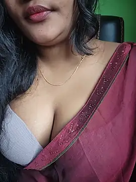 Snapshot of Kotha_-Moni chatting on July 2026 03:34:01 AM Kotha -Moni online show from July 2026 03:34:01 AM