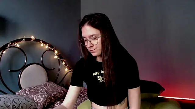 wow  kelly online show from February 2025 01:28:01 PM