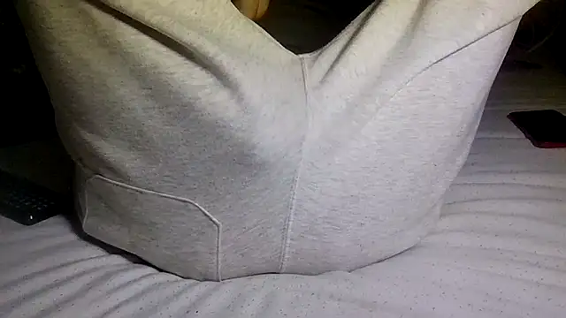 VersGuy24 online show from February 2026 09:57:02 PM