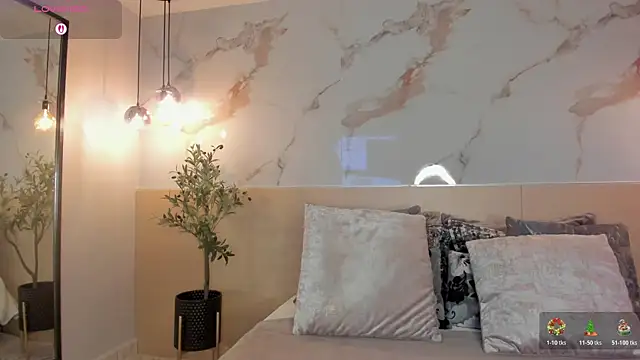 LeaThompson online show from December 2025 10:19:01 PM