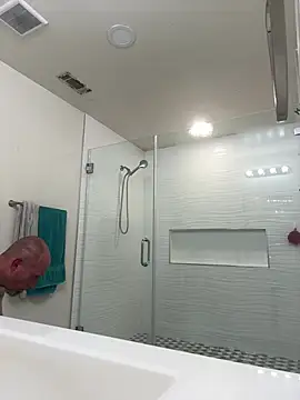 El Gizmo online show from February 2025 06:57:02 PM