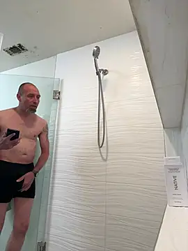 El Gizmo online show from March 2025 08:33:02 AM